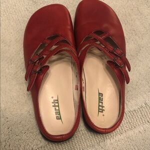 Earth Red Women's Flats